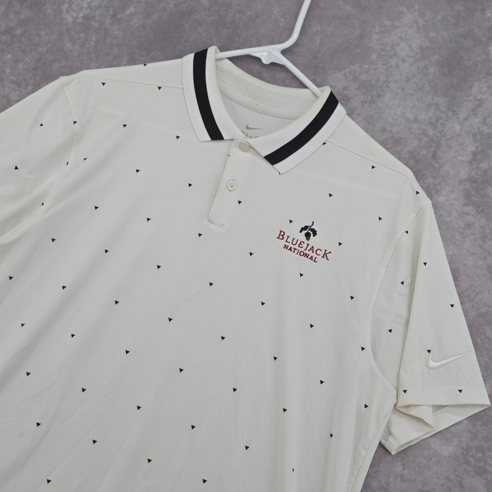 Nike Golf Polo Shirt Mens Small Cream Triangle Print Bluejack National Athletic